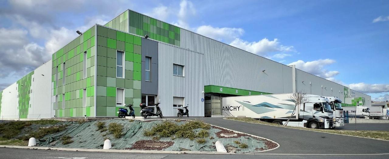 Entrepôt classe a Cournon-d'Auvergne 5801m² Location entrepôt classe a Cournon-d'Auvergne Puy-de-Dôme OLLOG2530388 3